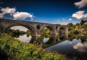 IZLOŽBA FOTOGRAFIJA U PEĆINSKOM PARKU
