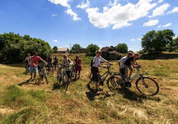 DOĐITE NA SMARAGDNI ECO FILM FESTIVAL NA GRABOVAČU